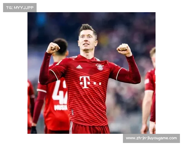 莱万强势崛起 欧战百球俱乐部新成员闪耀绿茵场 莱万强势崛起 欧战百球俱乐部新成员闪耀绿茵场