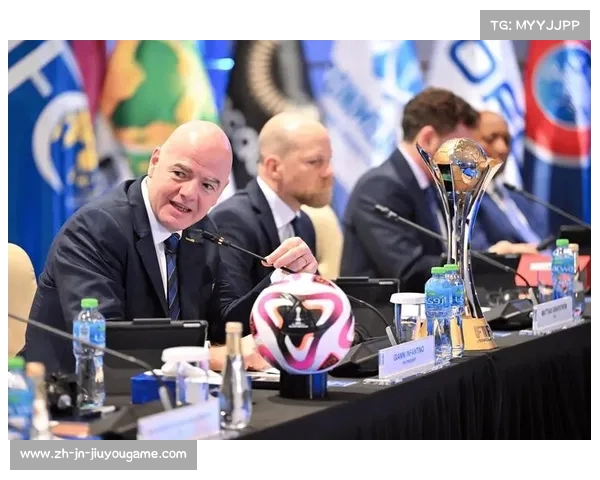 2025年新世俱杯盛大开赛 各大豪强争夺全球足球之巅