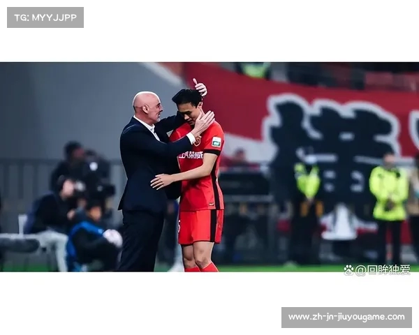 维塔尔精准角球助攻 刘若钒前点头球破门为国足建功